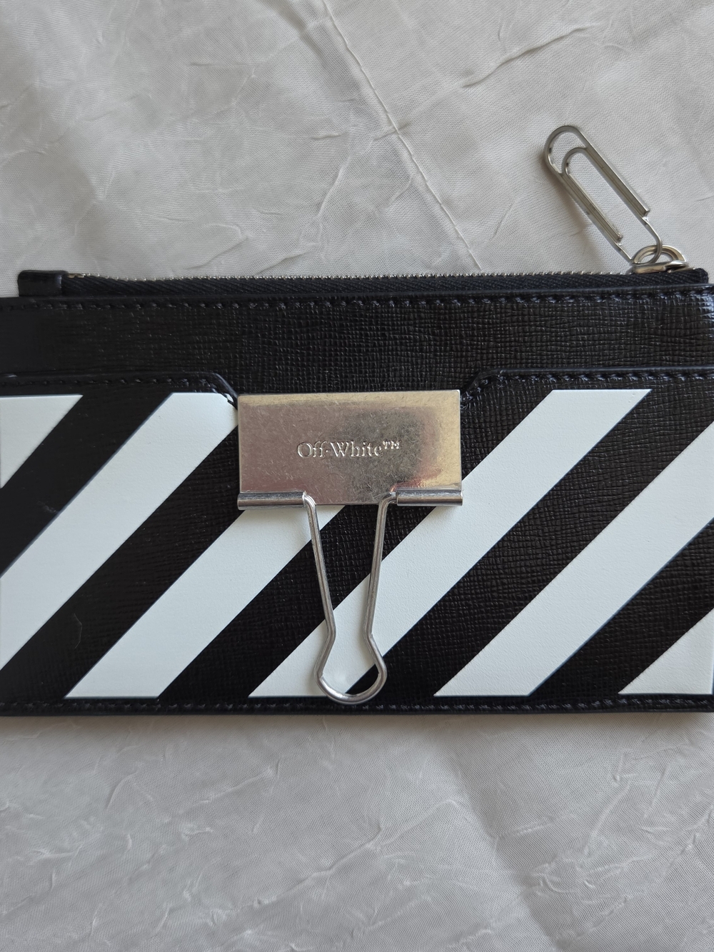 Off-White Binder Simple Card Case